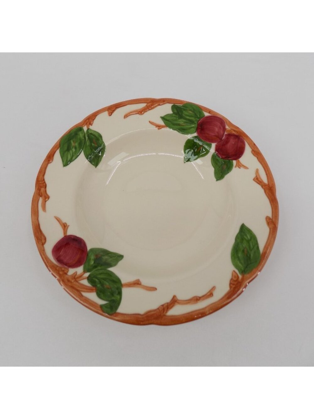 Franciscan Apple Rimmed Soup Bowl 8.5" dia Arch mark 1949-1953 Backstamp USA Vtg